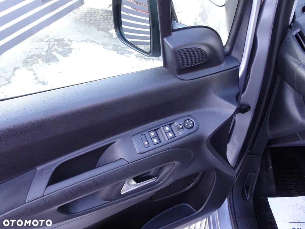 Citroën Berlingo XL 1.5 BlueHDI Feel S&S - 39