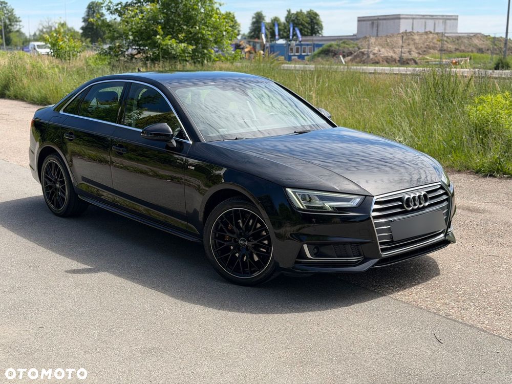 Audi A4 Limousine - 1