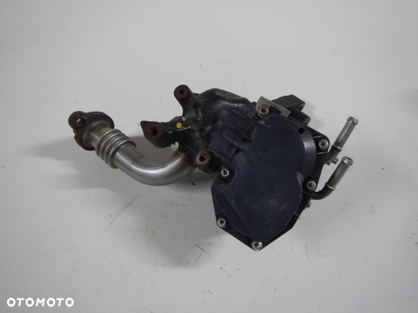 Zawór EGR 2,5 DCi YD25 Cabstar Maxity Navarra Nr 147105X00D Denso
