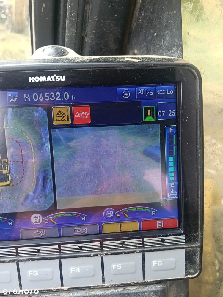 Komatsu Pc210-11 - 7