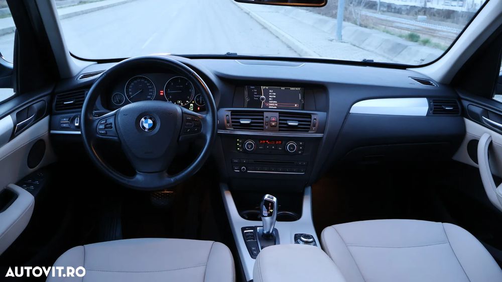 BMW X3 xDrive20d Aut. - 8