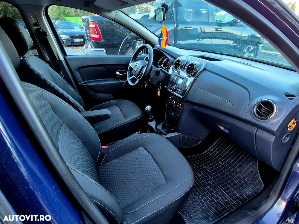 Dacia Sandero 0.9 90CP Laureate - 6