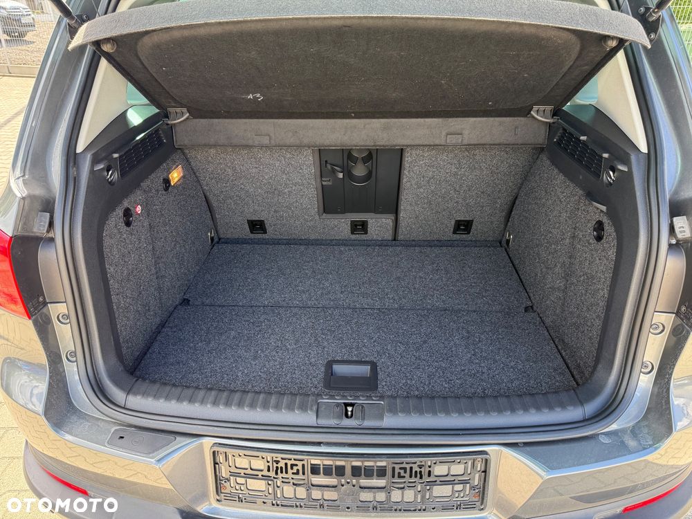 Volkswagen Tiguan - 5