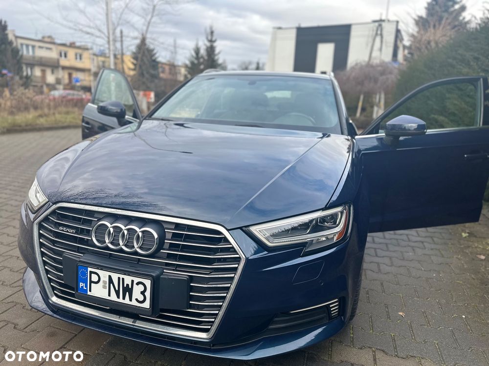 Audi A3 Sportback - 2