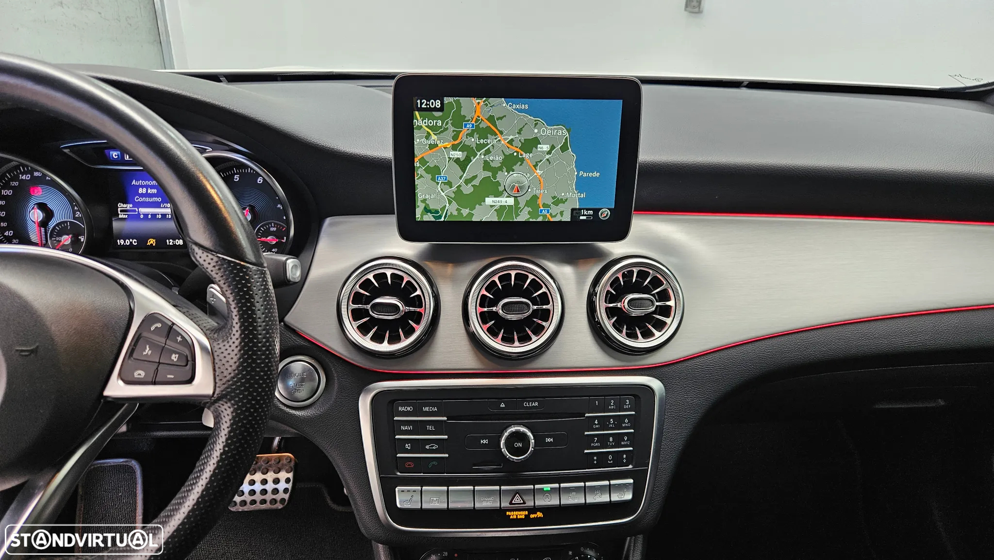 Mercedes-Benz GLA 220 4Matic 7G-DCT AMG Line - 11