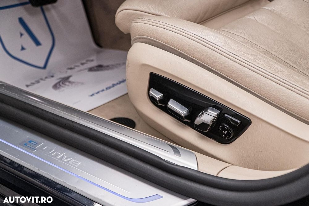 BMW Seria 7 740e iPerformance - 12