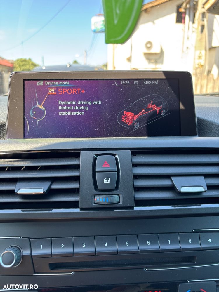 BMW Seria 1 120d xDrive - 20