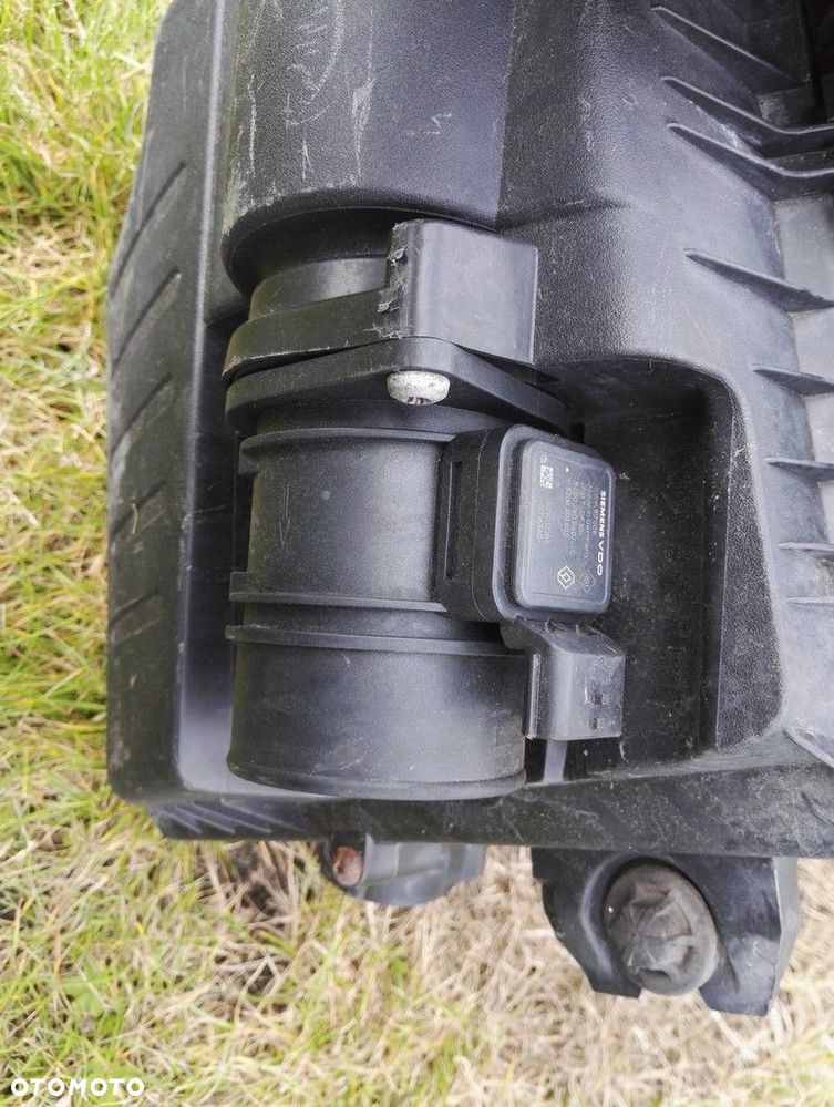 obudowa filtra powietrza trafic vivaro 2.0 dci - 3