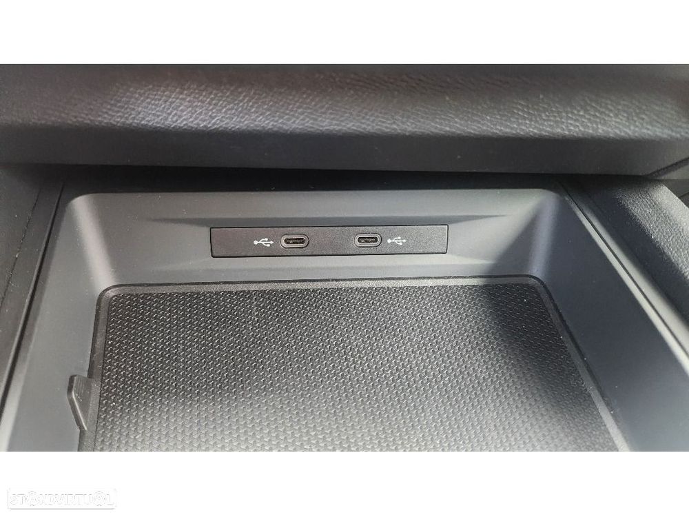 SEAT Leon ST 2.0 TDI FR DSG - 16