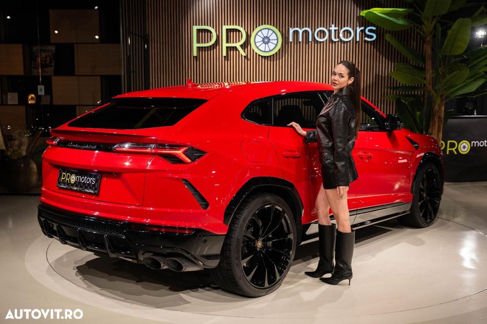 Lamborghini URUS - 32