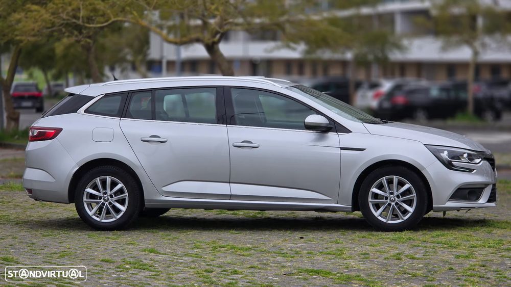 Renault Mégane Sport Tourer BLUE dCi 115 LIMITED - 9