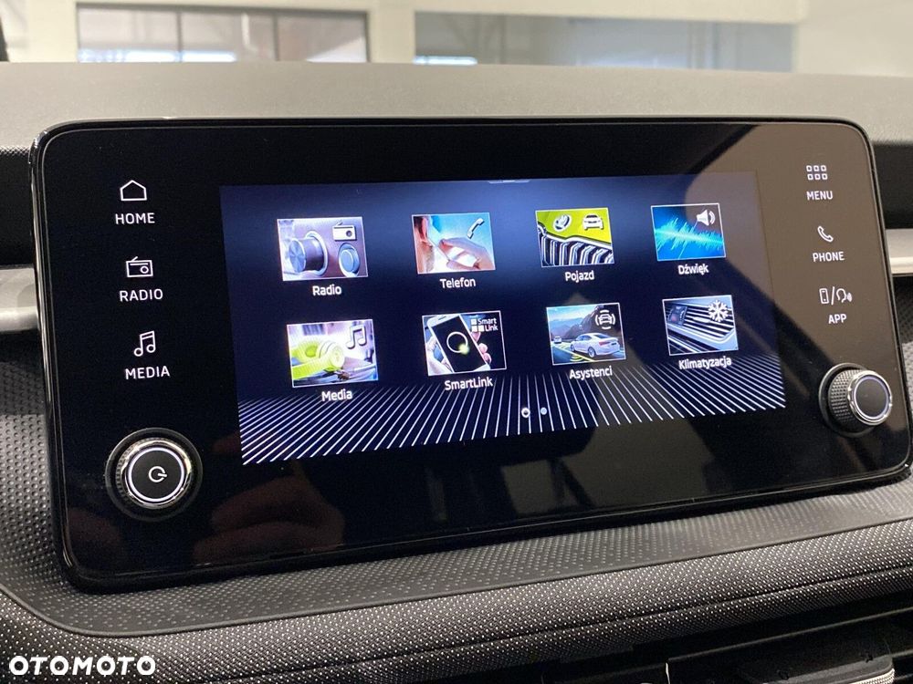 Skoda Fabia 1.0 TSI Selection DSG - 24