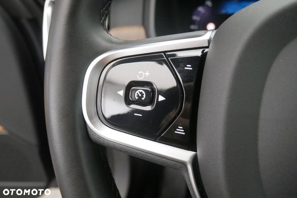 Volvo V90 B5 D AWD Ultimate Dark - 27