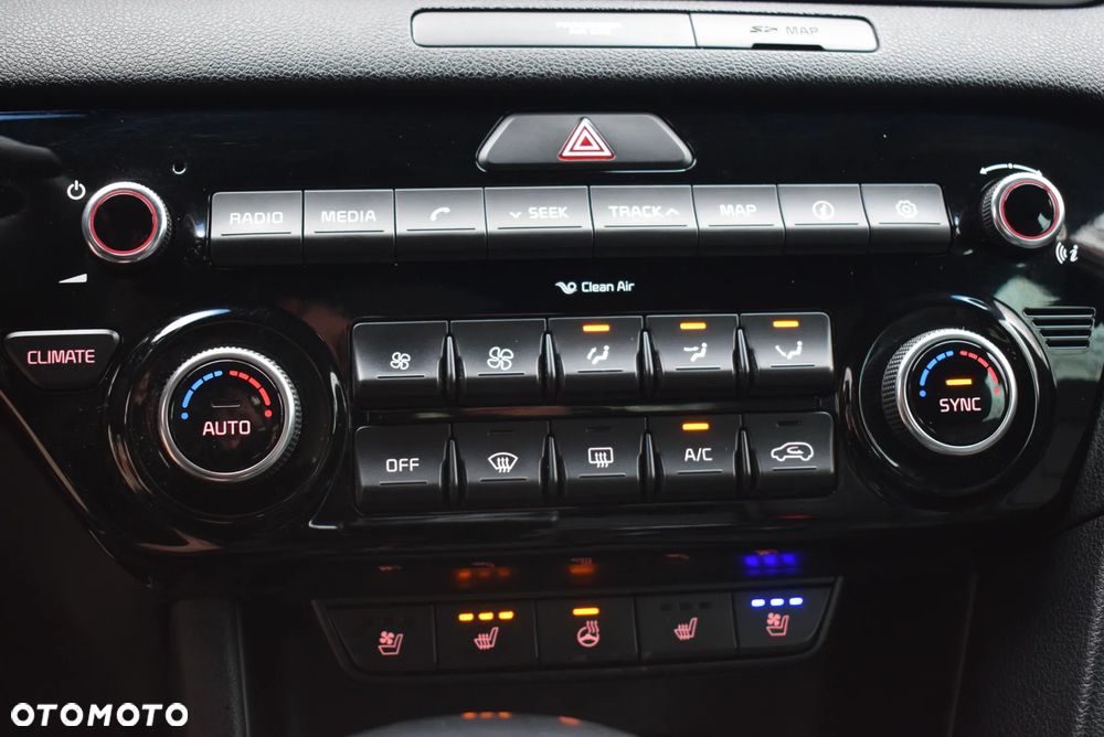 Kia Sportage 1.6 T-GDI AWD DCT GT LINE - 14