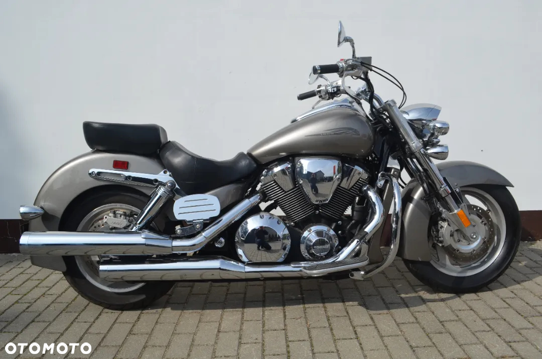 Honda VTX - 29