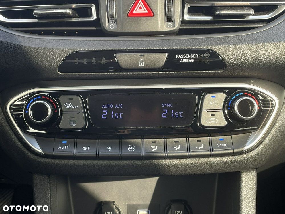 Hyundai i30 - 18