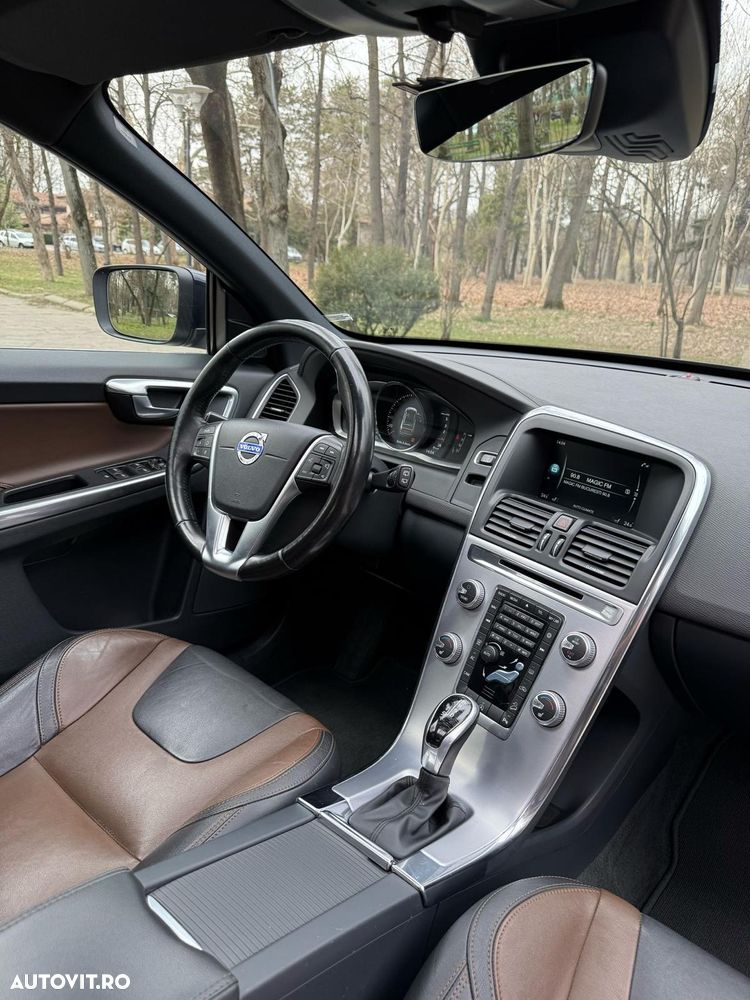 Volvo XC 60 - 13