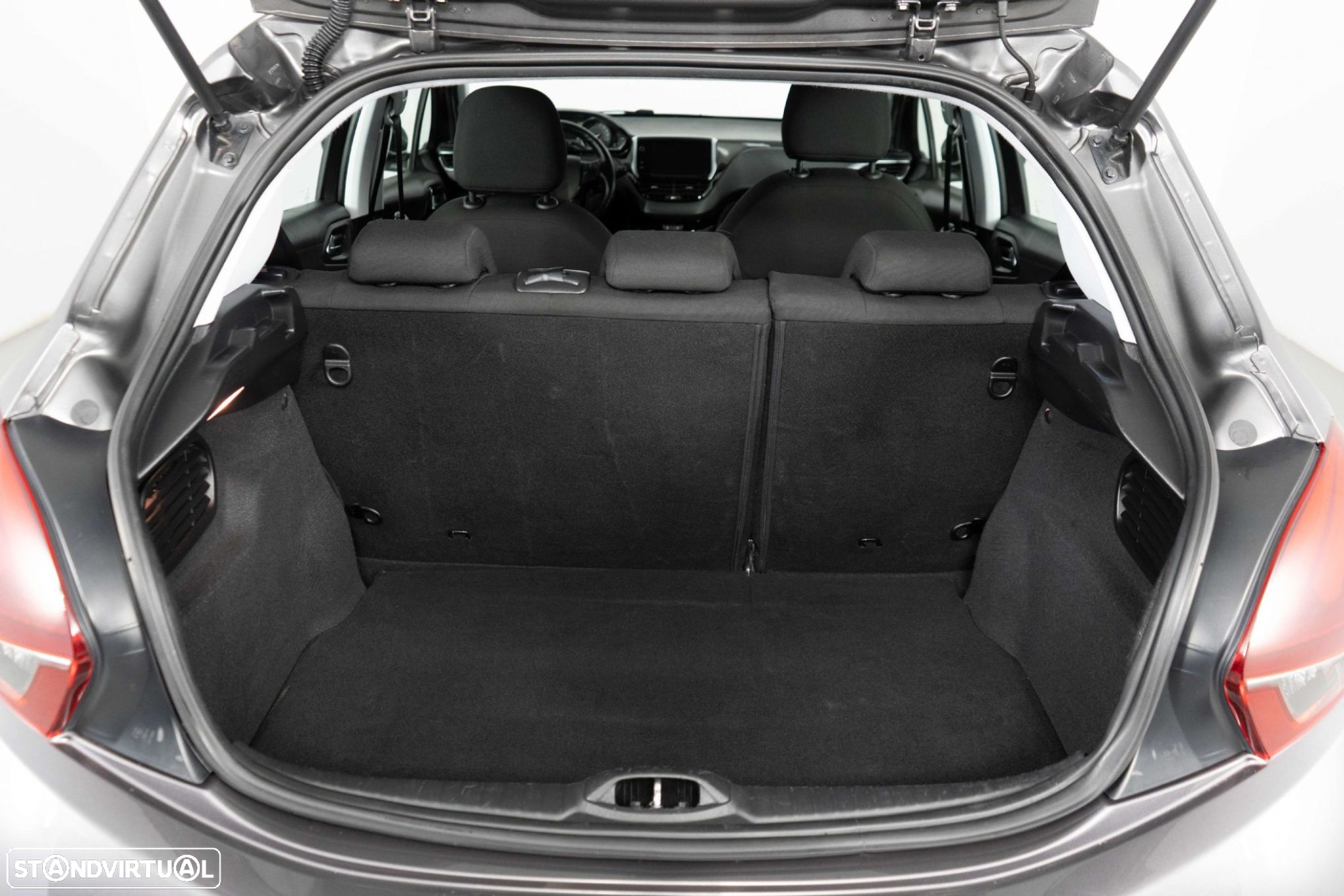 Peugeot 208 1.2 PureTech Active - 13