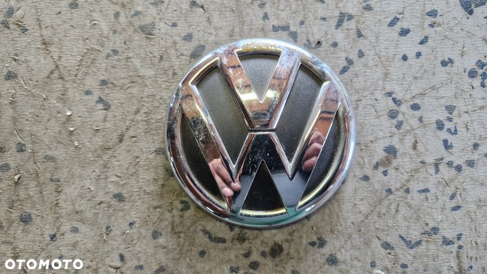 VOLKSWAGEN JETTA POLO PASSAT ZNACZEK TYŁ 5C6853630 - 1