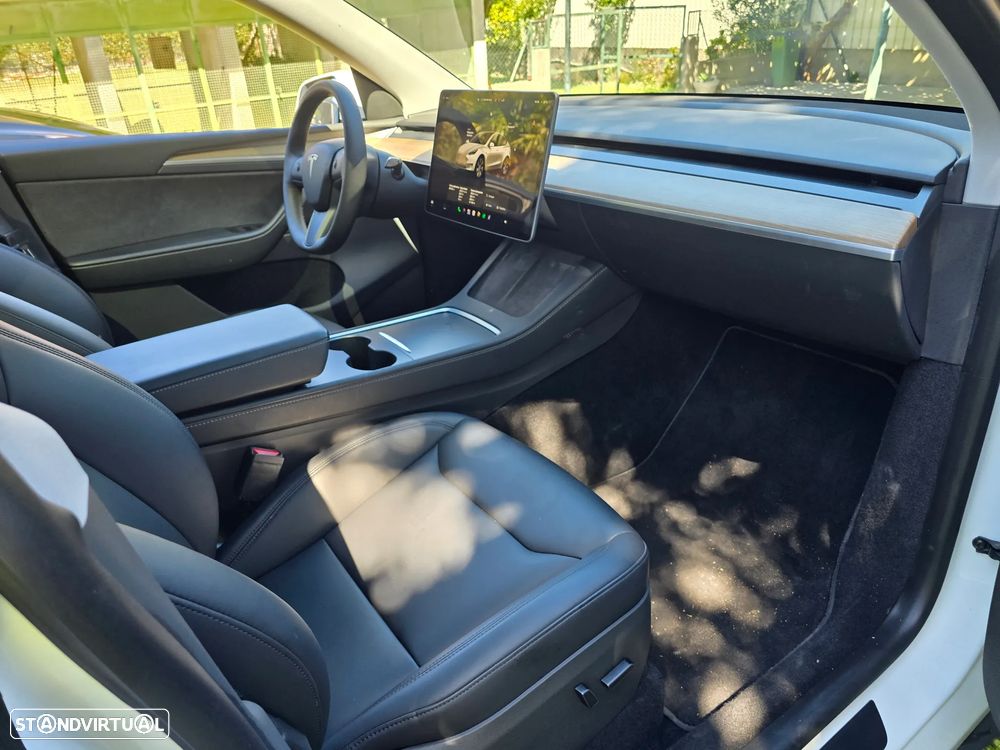 Tesla Model Y Standard - 17