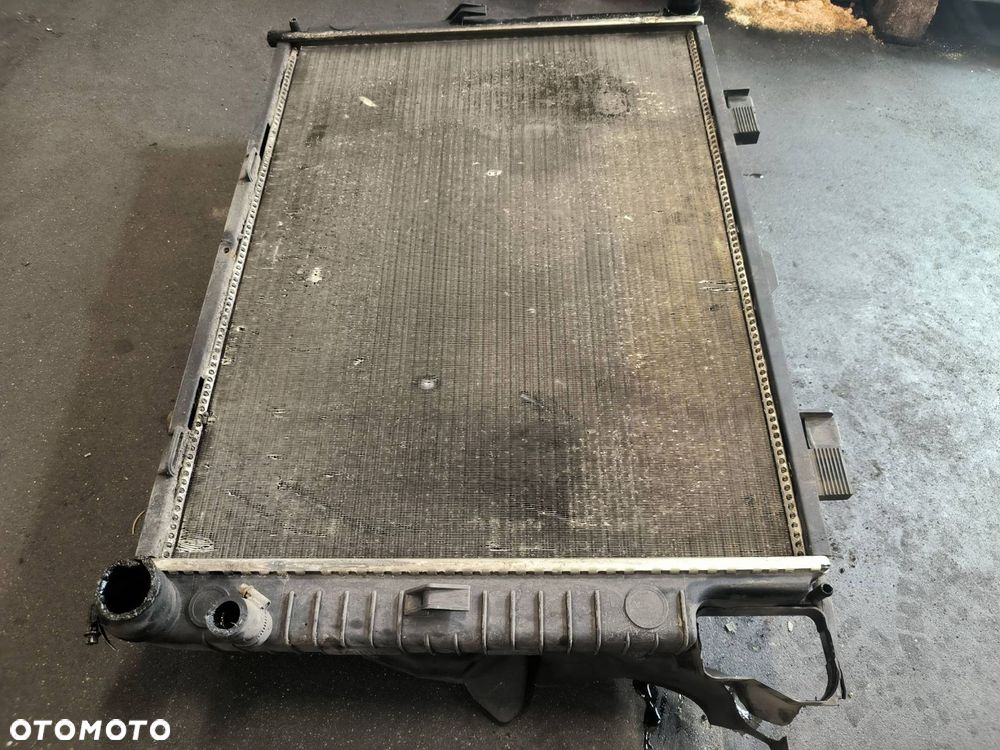 KOMPLET CHŁODNIC MERCEDES KLASA E W210 - 5