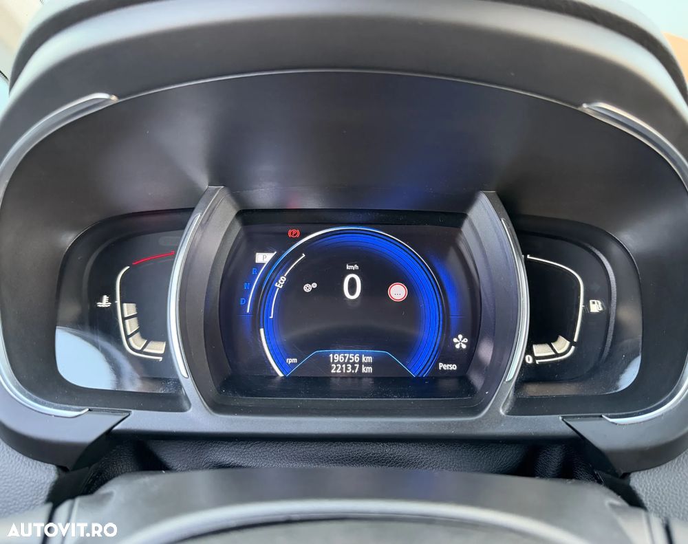 Renault Scenic ENERGY TCe 140 EDC BOSE EDITION - 15