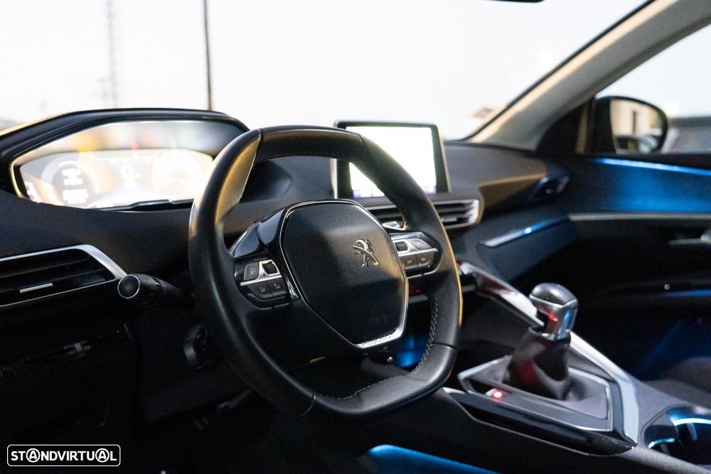 Peugeot 3008 2018 photo 5