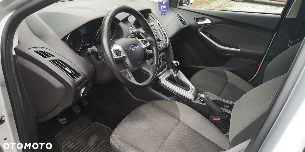 Ford Focus - 24
