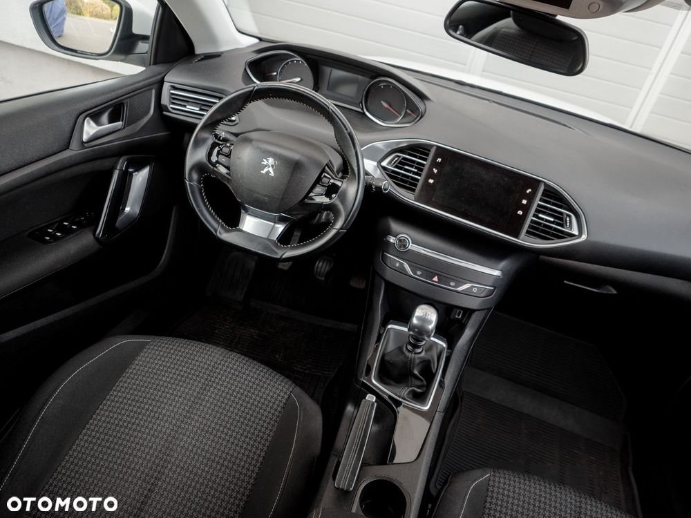 Peugeot 308 BlueHDi 130 Stop & Start Style - 37