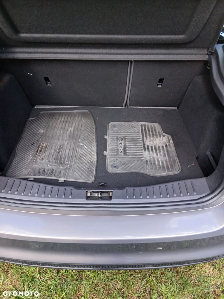 Ford Focus 1.0 EcoBoost Titanium - 29