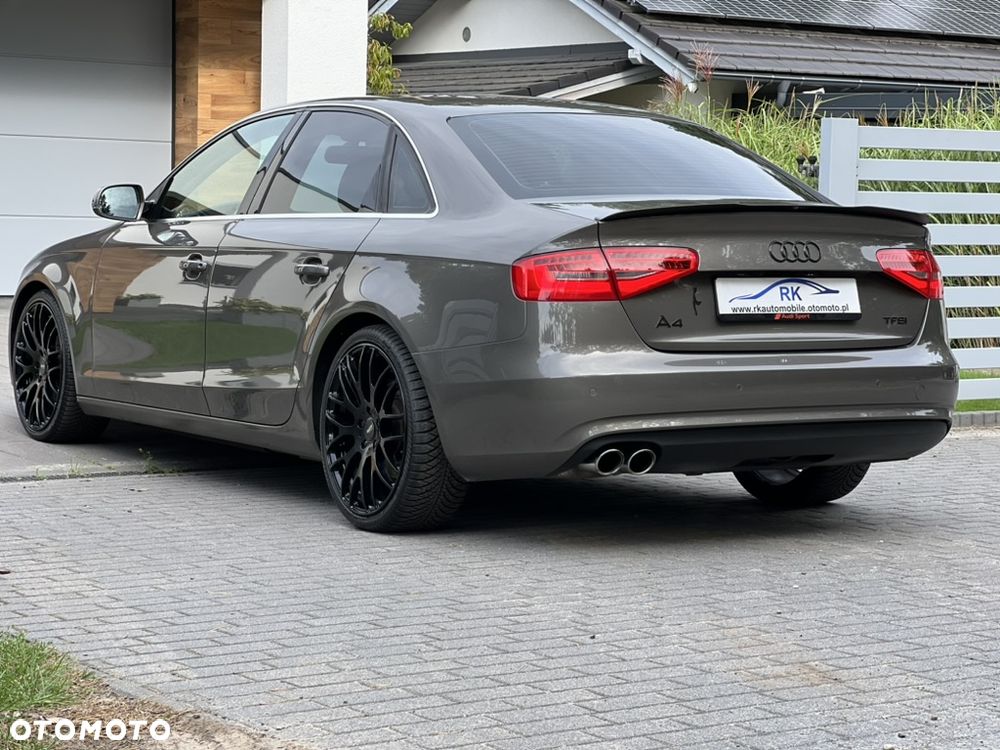 Audi A4 Limousine - 7