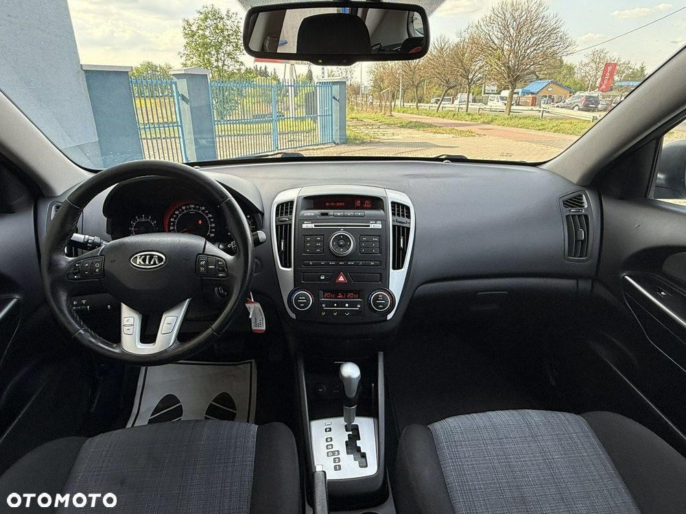 Kia Ceed - 5