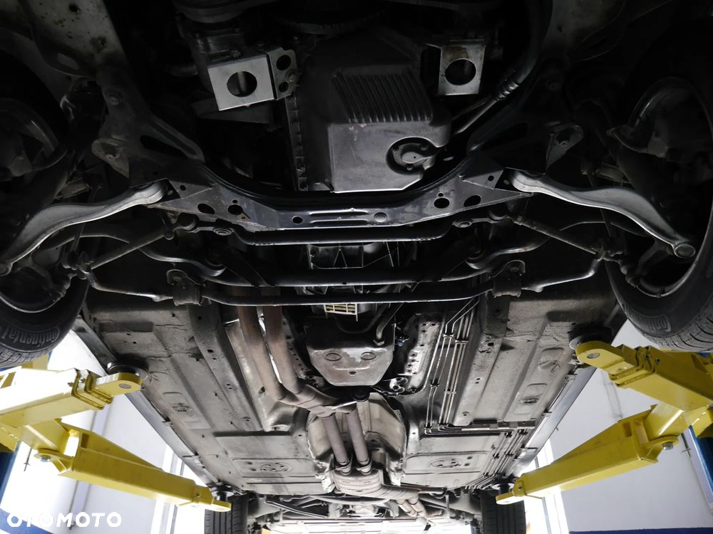 BMW Seria 7 - 27
