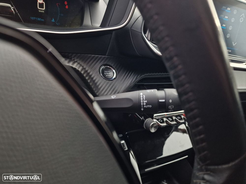 Peugeot 2008 1.5 BlueHDi Allure - 20