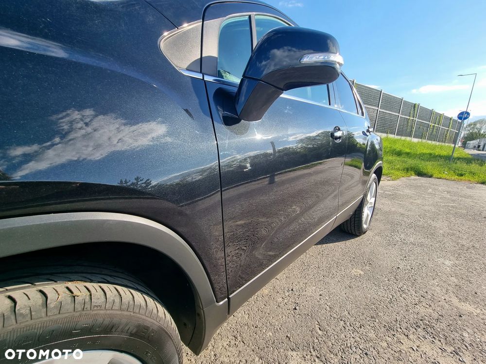 Chevrolet Trax 1.4T AWD LS - 14