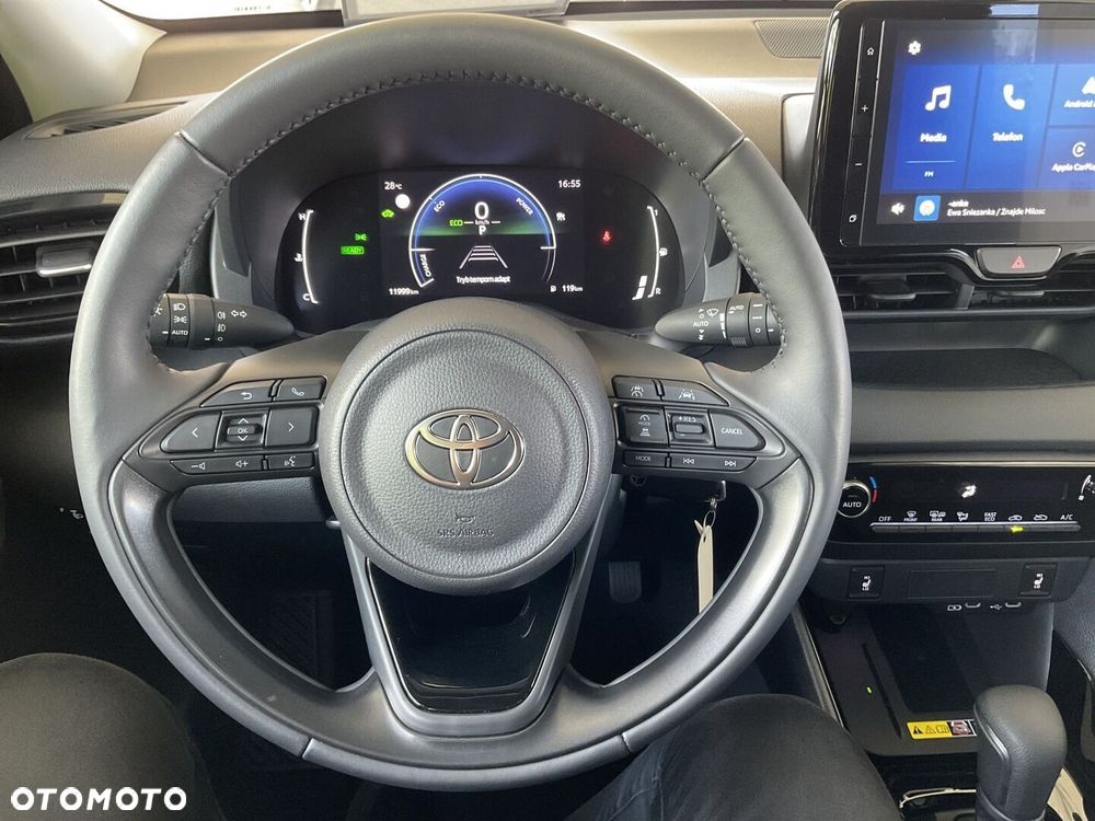 Toyota Yaris Hybrid 1.5 Style - 17