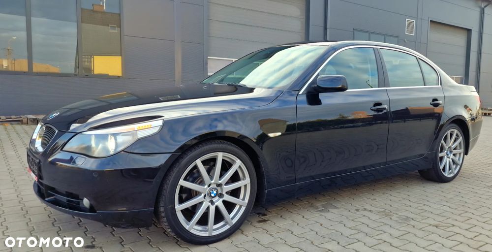 BMW Seria 5 525d - 5