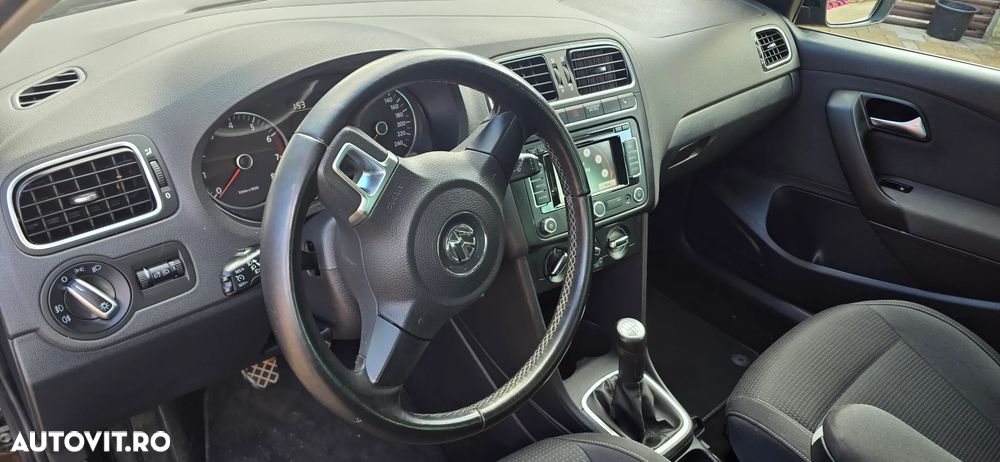Volkswagen Polo - 6