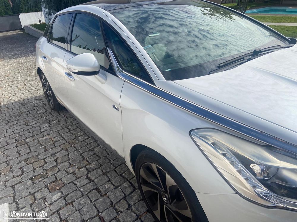 Citroën DS5 2.0 HDi Hybrid4 Sport Chic CMP6 - 4