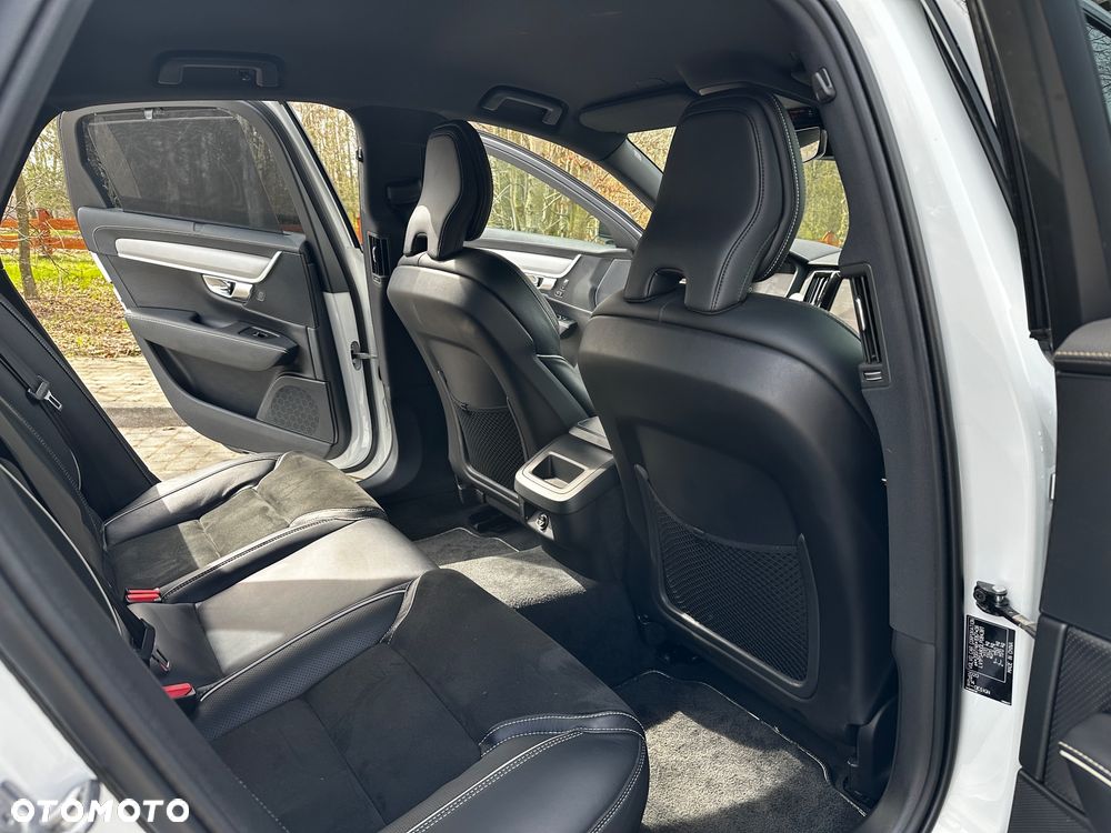 Volvo S90 D4 R-Design - 13