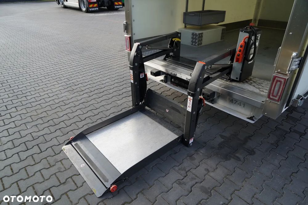 Renault MASTER / IZOTERMA / KONTENER / WINDA DHOLLANDIA / SPROWADZONY - 17