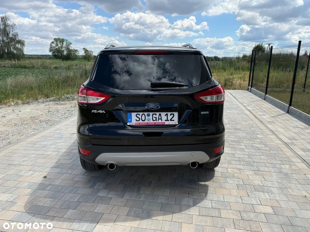 Ford Kuga 1.5 EcoBoost 2x4 Titanium - 3