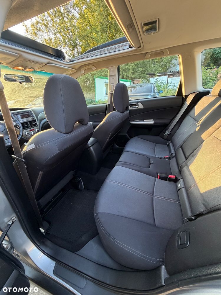 Subaru Forester 2.0D VR 000 - 7