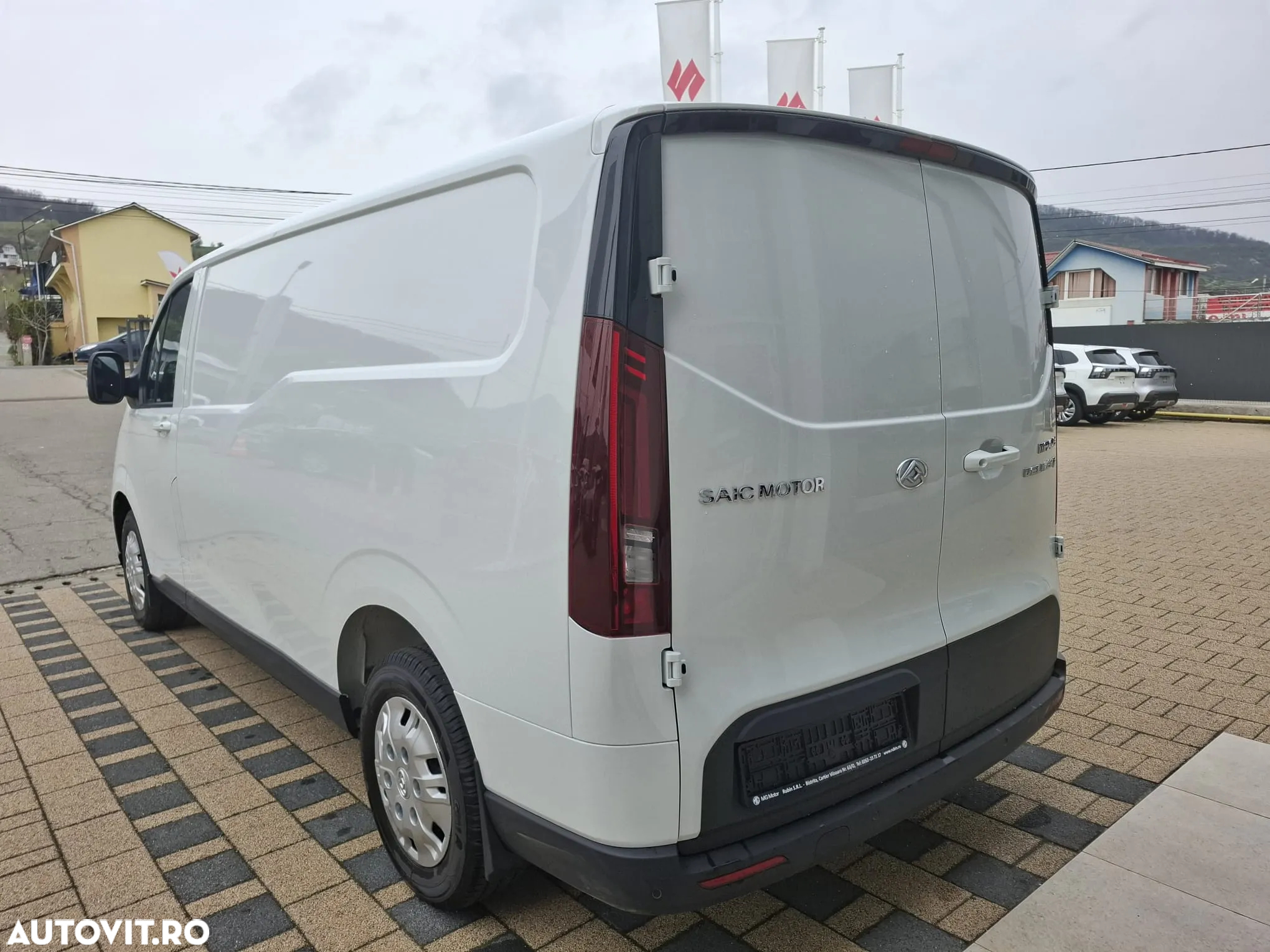 Maxus DELIVER7 - 10