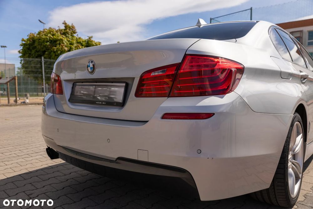 BMW Seria 5 520d xDrive - 7