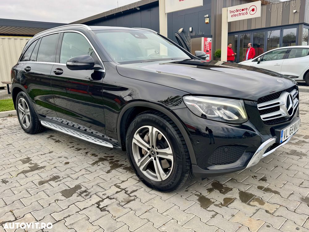 Mercedes-Benz GLC - 32