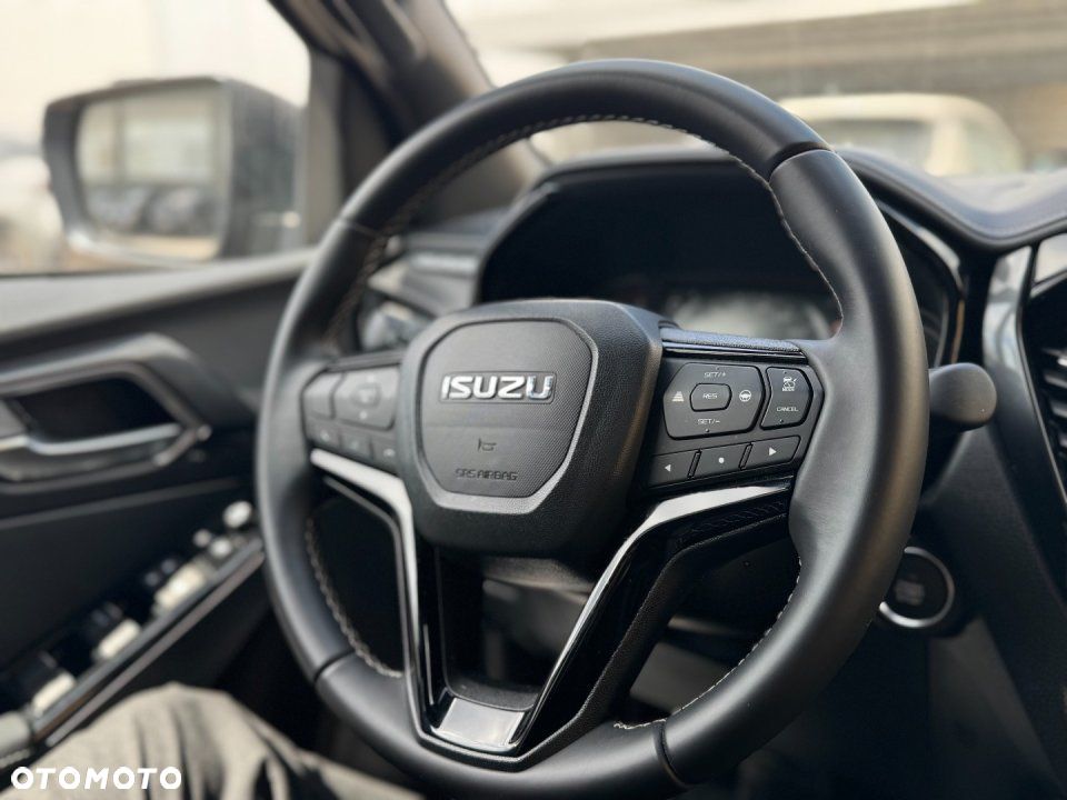 Isuzu D-Max - 15