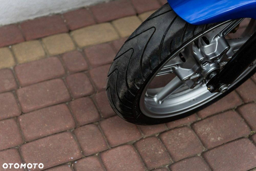 Honda CBF - 9