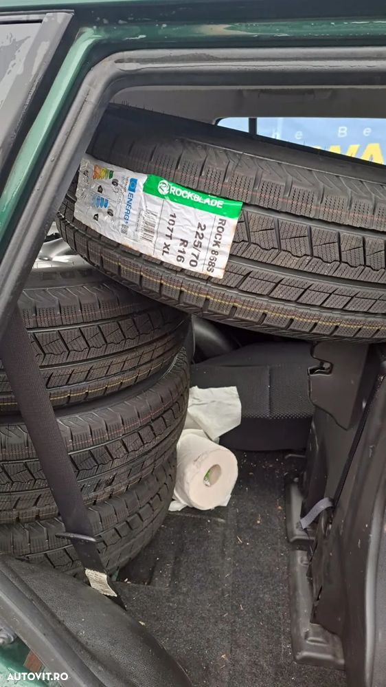 Suzuki Grand Vitara 1.9 DDiS Comfort + DPF - 19