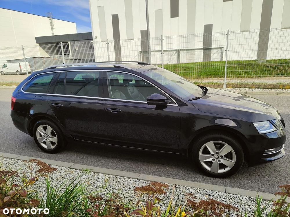 Skoda Octavia 1.6 TDI DSG Premium Edition - 3
